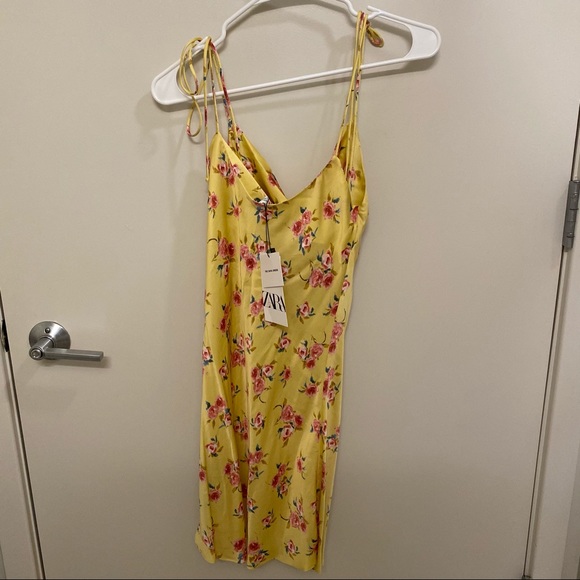 Zara Dresses Zara Draped Floral Print Dress Poshmark